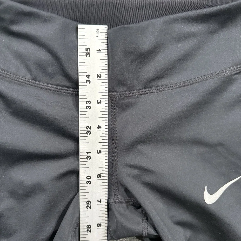 Nike Dri Fit Women's Size XS Running Tights Athletic Pants Black Crop CD8214-010